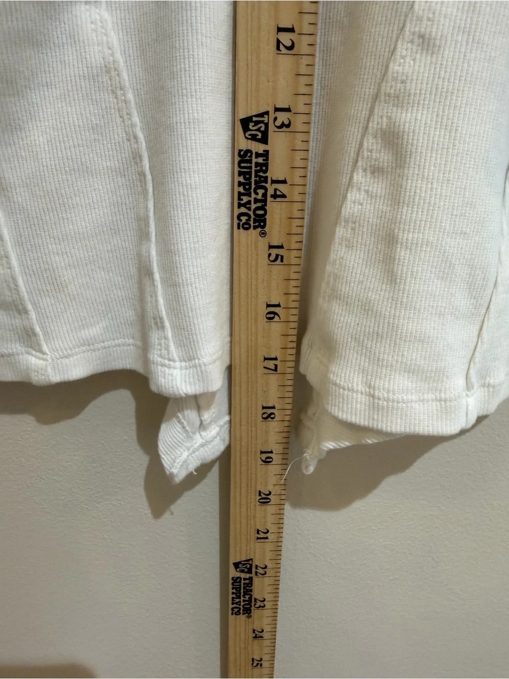 NEW By Anthropologie Puff-Sleeve Structured‎ V-Neck Tee white w/stretch size XS